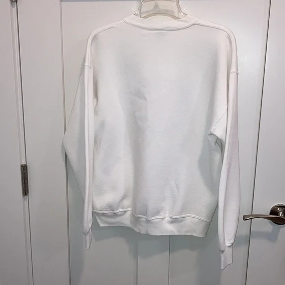 White sweat shirt with San Francisco California/ picture of Golden Gate Bridge - Picture 5 of 5